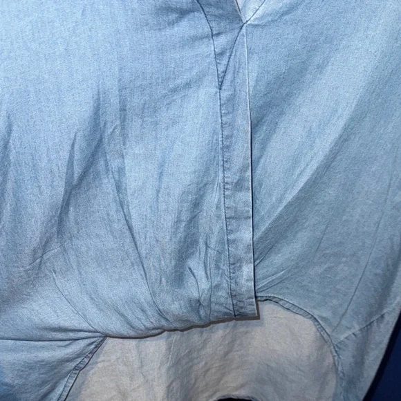 Rachel Roy-NWOT Light Blue Denim Wrap Blouse Size Medium - Picture 9 of 17